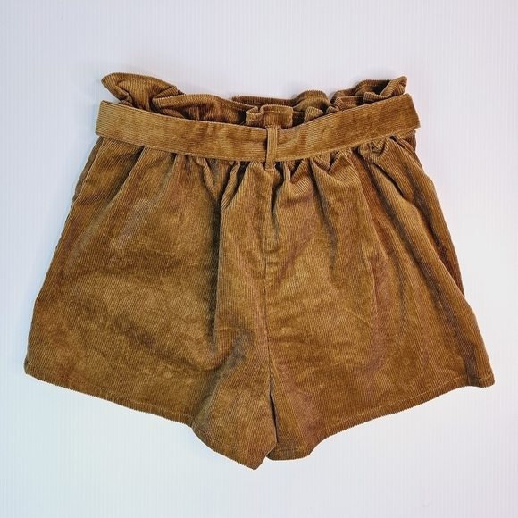Love Tree Camel Corduroy High Waisted Paperbag Shorts NWT - Picture 2 of 5